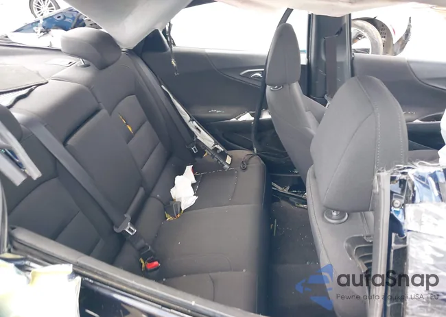 1G1ZB5ST6JF196149: 42586336