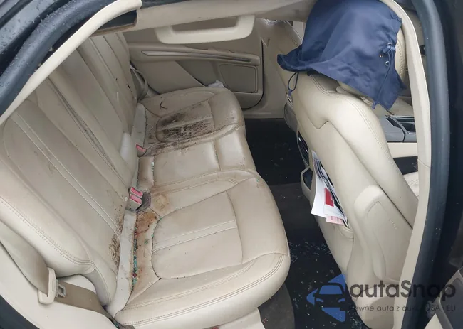 3LN6L2G99DR811881: 42586481