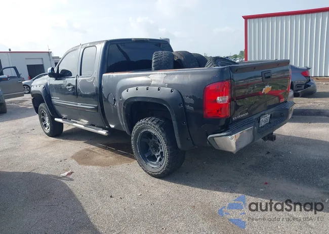 1GCRCSE09DZ151858: 42587545