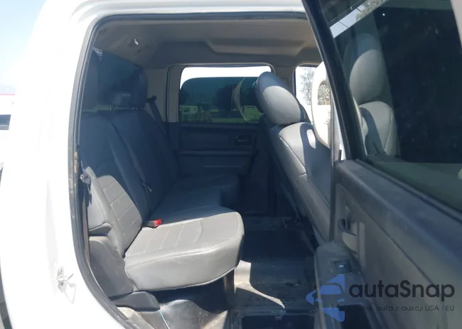 3C6UR5HJXFG577728: 42587715