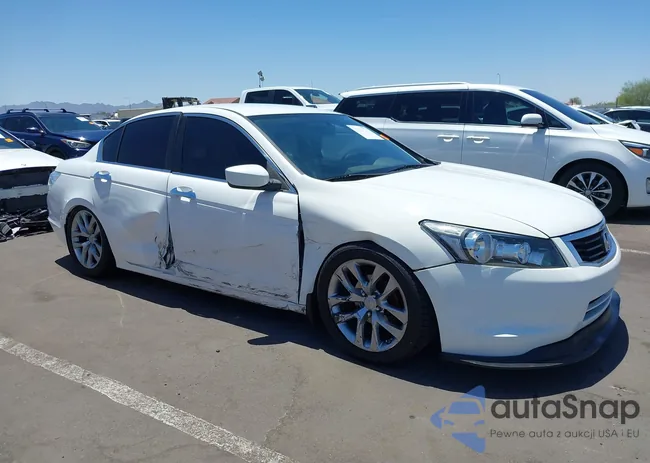 1HGCP2F38AA194490: 42587776