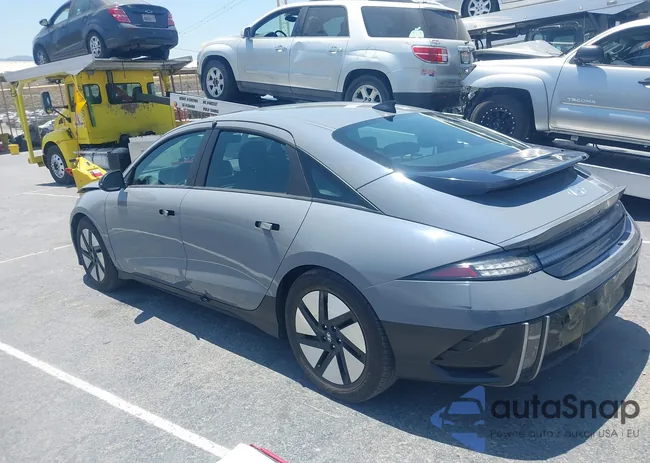 KMHM24AA0RA072152: 42587778