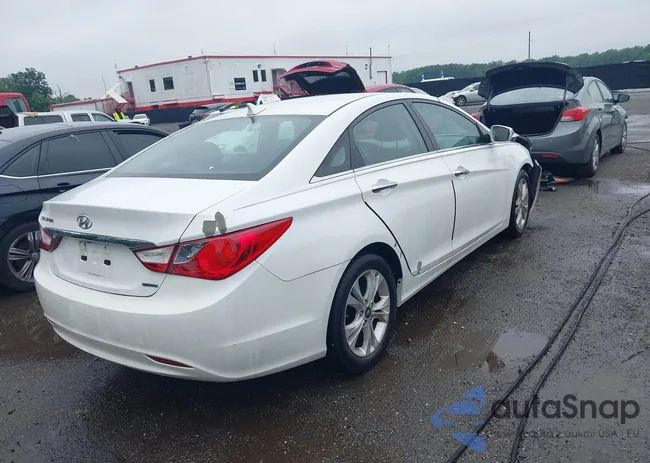 5NPEC4AC4BH097299: 42587824