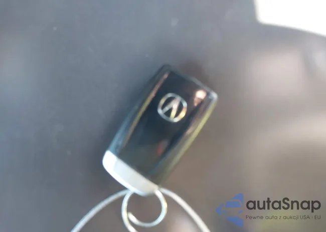 19UDE2F33HA016166: 42587988