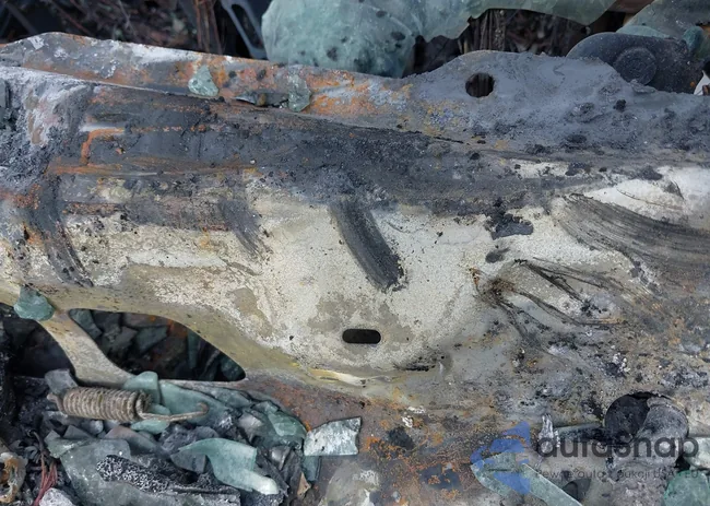 3C6UR5HL3RG131166: 42587993