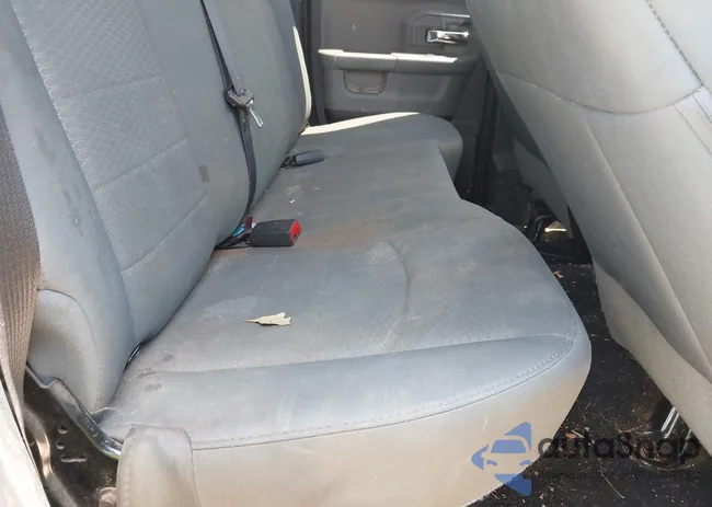 1C6RR6GT5GS256950: 42588083