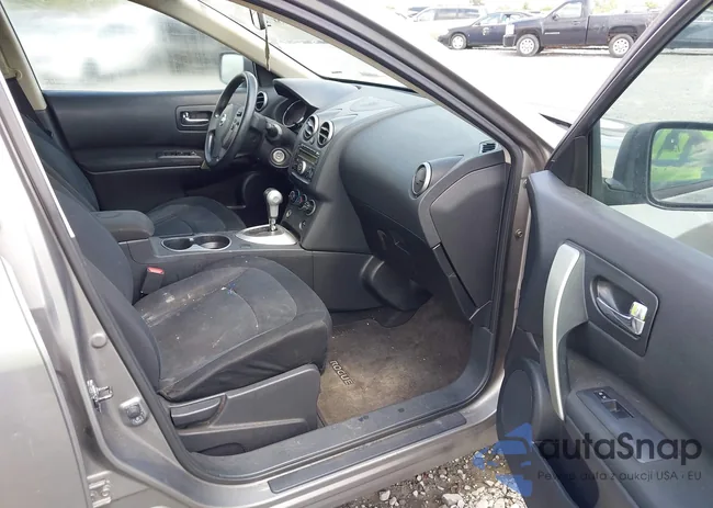 JN8AS5MT5CW276082: 42587117