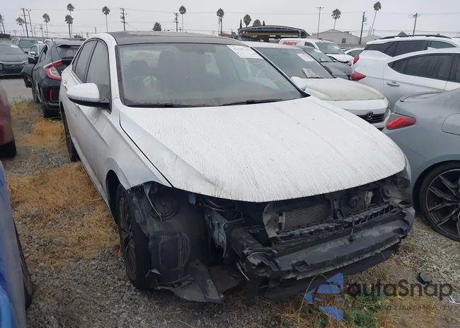 3VWC57BU9KM017772: 42587174