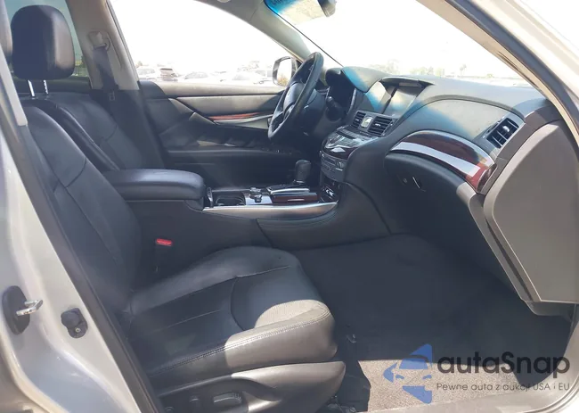 JN1BY1PP9FM600451: 42587404