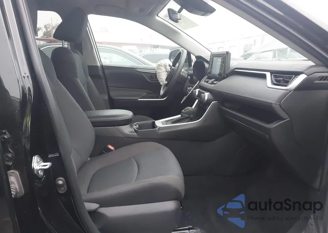 2T3K1RFV4NC174185: 42588587