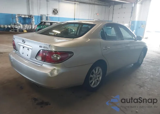 JTHBF30G425035697: 42588600