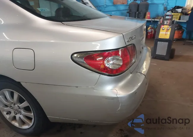 JTHBF30G425035697: 42588600