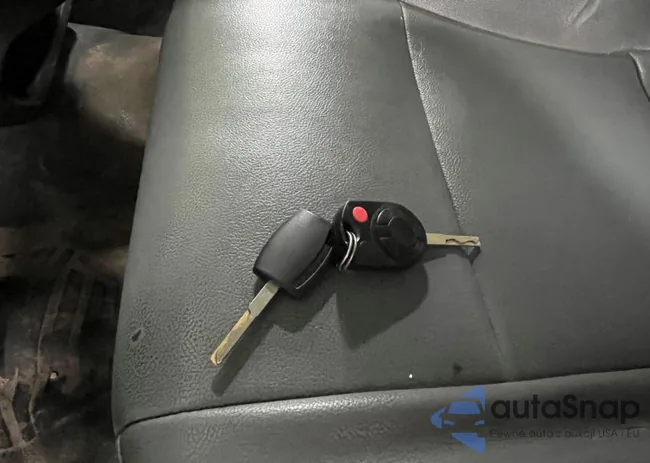 1FTYR2CM5HKA21834: 42588642