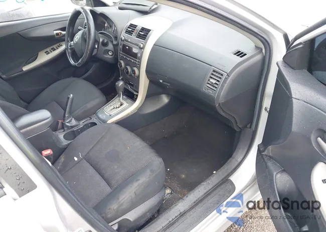 2T1BU4EE4BC577552: 42588739