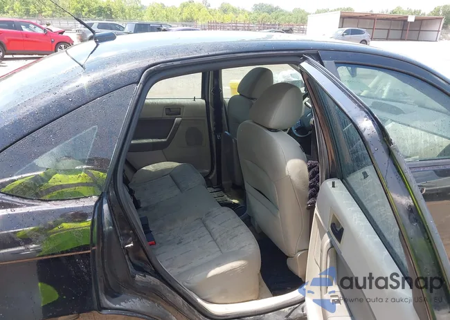 1FAHP3FN0BW129168: 42588862