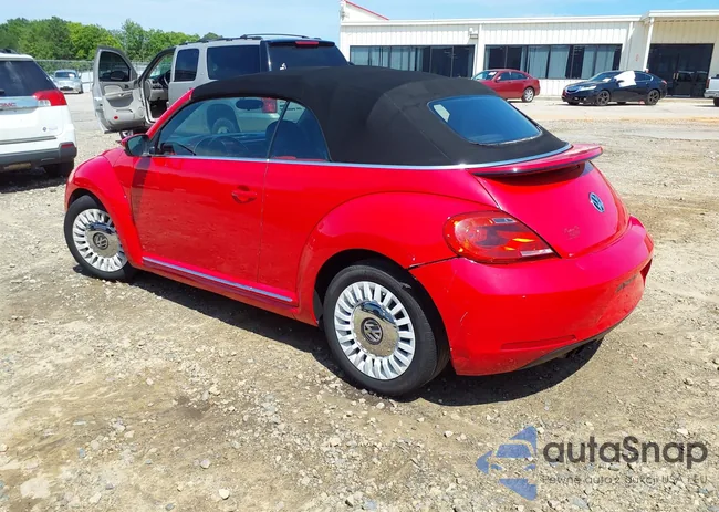 3VW517AT4FM801313: 42588888