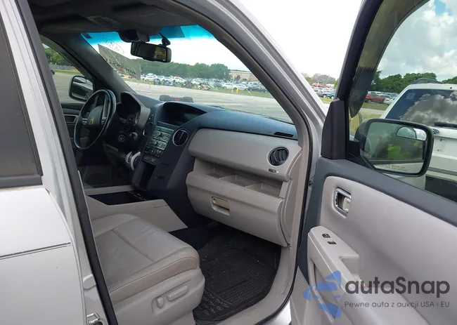 5FNYF38679B002497: 42588909