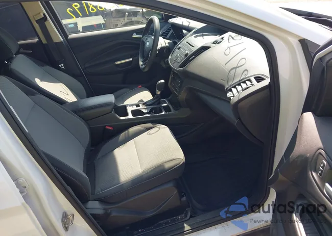 1FMCU0GD1HUE22370: 42588192