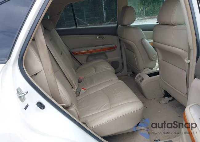 2T2GK31U18C027913: 42588209