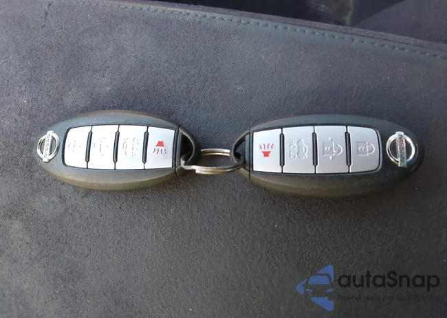 1N4AL3AP5DN483038: 42588240