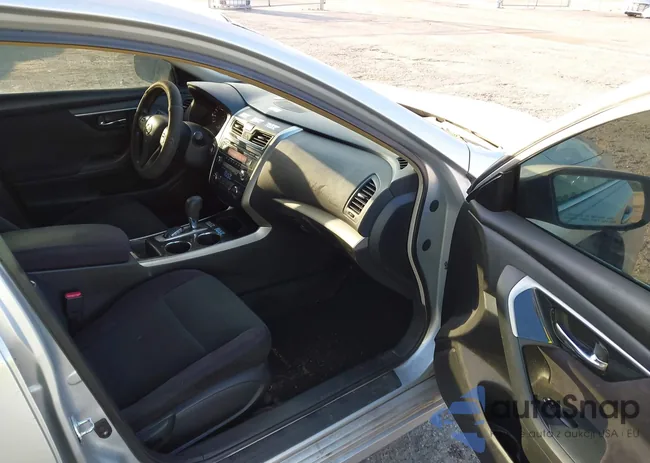 1N4AL3AP5DN483038: 42588240