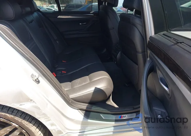 WBAKN9C52GD962015: 42588295