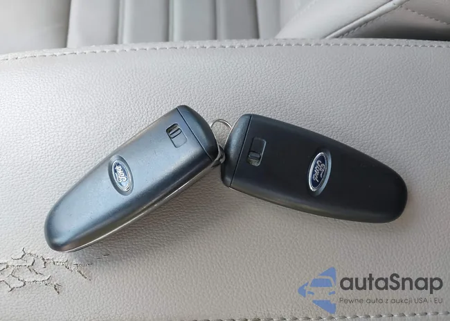 1FMCU0JD2HUF02415: 42588341