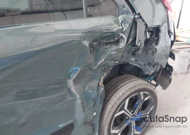 KNDCR3LE7P5047244: 42588416