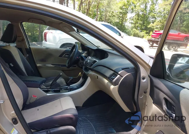 1HGCR2F3XDA099881: 42589483