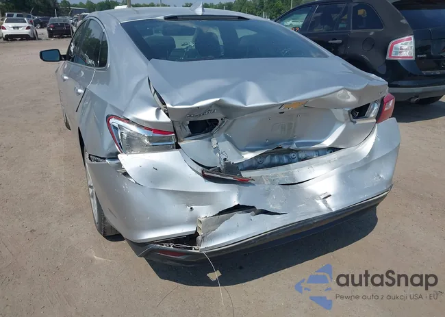 1G1ZD5ST3JF174670: 42589521