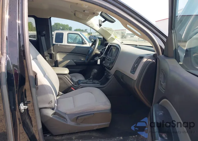 1GCHSBEN0J1226953: 42589663