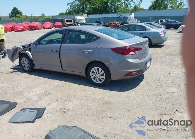 KMHD74LF3LU924817: 42589669