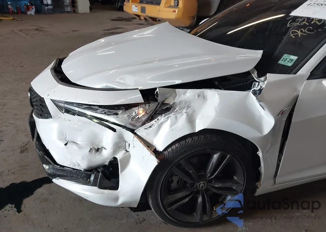 19UDE4H32SA007586: 42589845