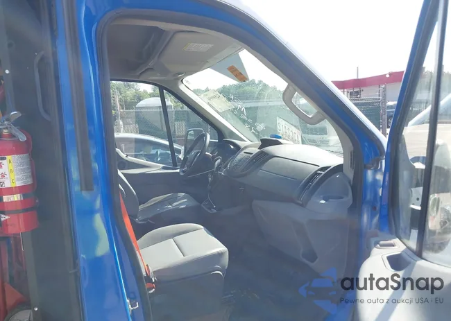 1FTYR2CM2HKB28727: 42589950