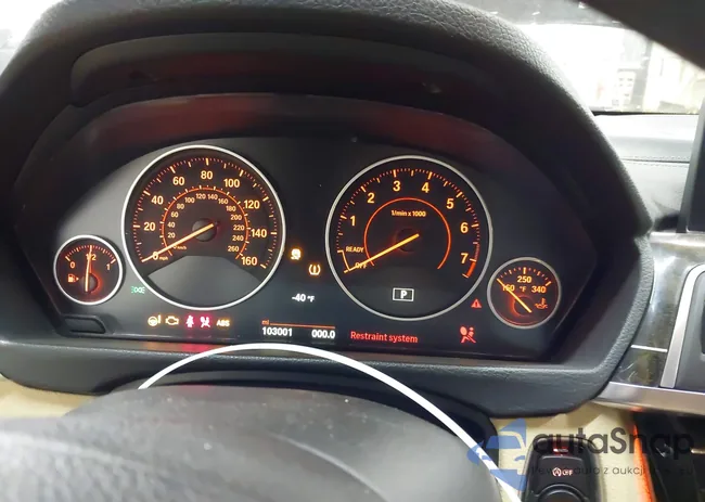 WBA4W3C57KAF91966: 42589984