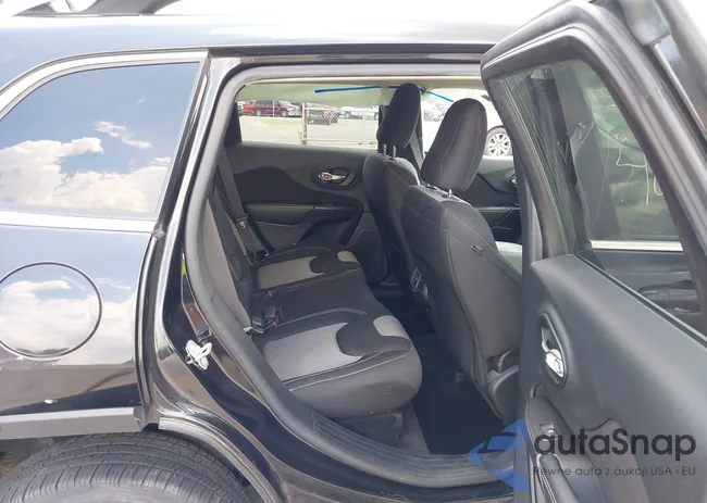 1C4PJLCS4EW205741: 42590024