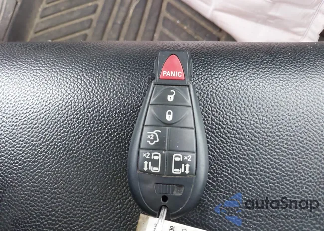 2C4RC1BG1FR619767: 42589048