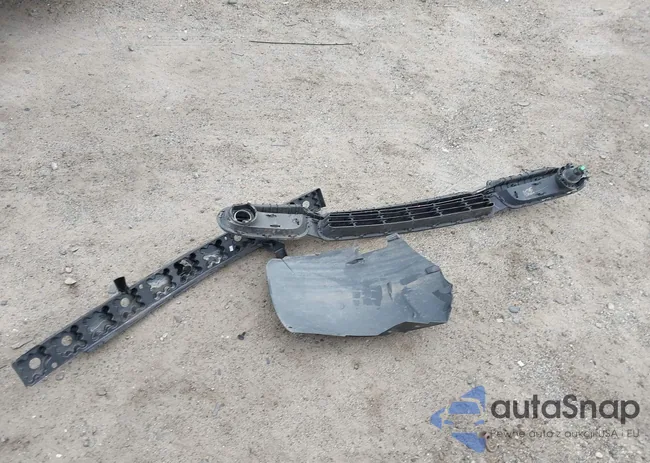 2C4RC1BG1FR619767: 42589048