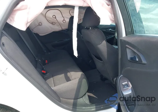 1G1ZC5ST8NF150471: 42589109