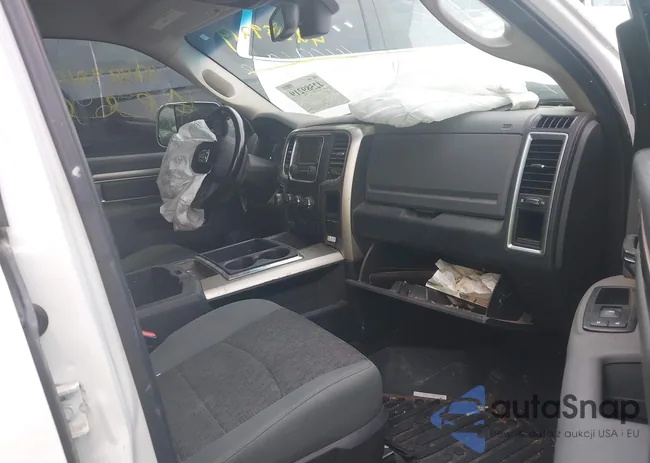 1C6RR7LT3FS673073: 42589219