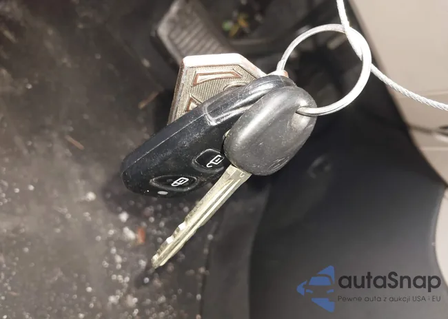 5NPD84LF5HH176204: 42589253