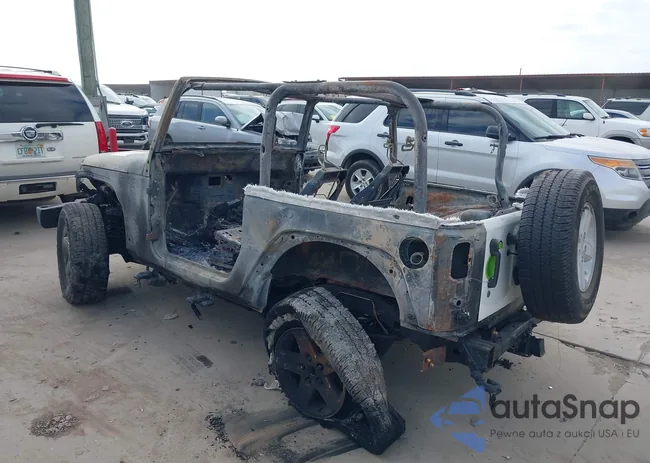 1C4AJWAG6EL285910: 42589285