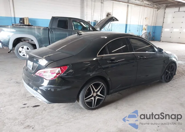 WDDSJ4GB7HN470762: 42589300