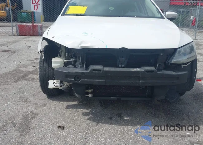 3VWDP7AJ2DM407640: 42589327