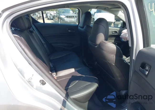 19UDE2F38NA000976: 42589380