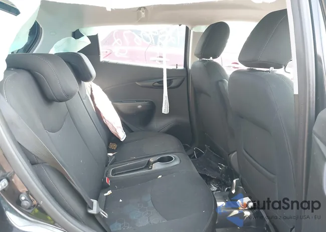 KL8CD6SA7GC599121: 42590672