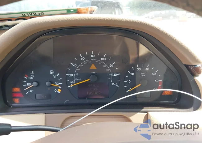 WDBJF65J01B241472: 42590678