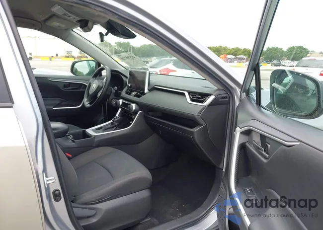 2T3F1RFV4PC329953: 42590728