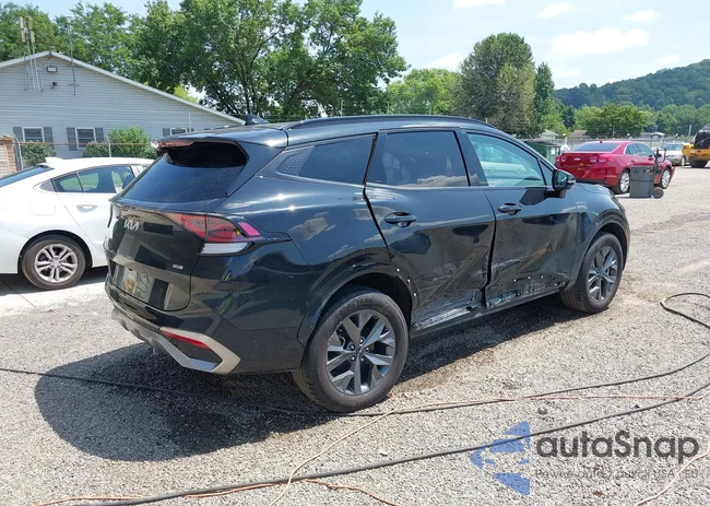 KNDPXCAG8P7075943: 42590853