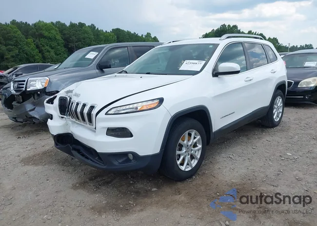 1C4PJMCB1HD215858: 42590877